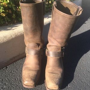 Frye boots! Awesome condition.